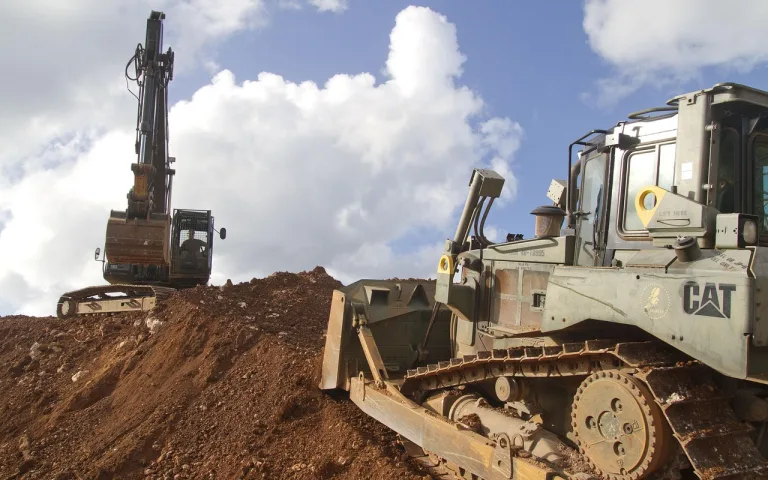 Dozers & Graders